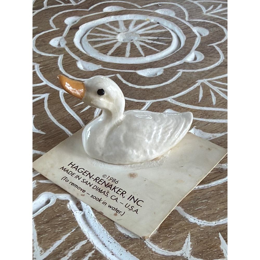 Vintage Hagen-Renaker Duck Figurine – 1986 Mini Duck on Original Card